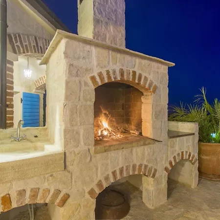 Terra Villa *